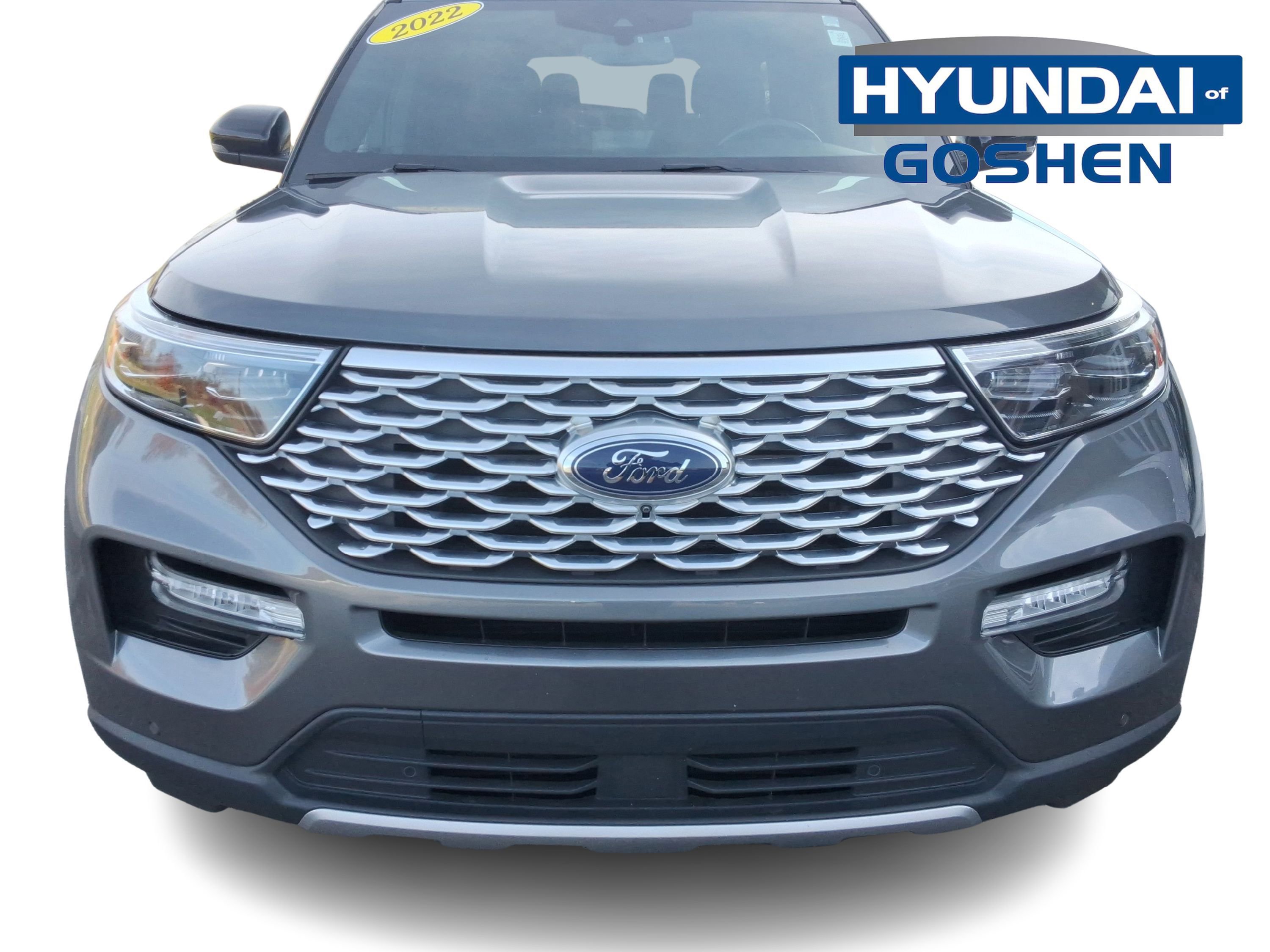 Used 2022 Ford Explorer Platinum w/ Equipment Group 601A image 2