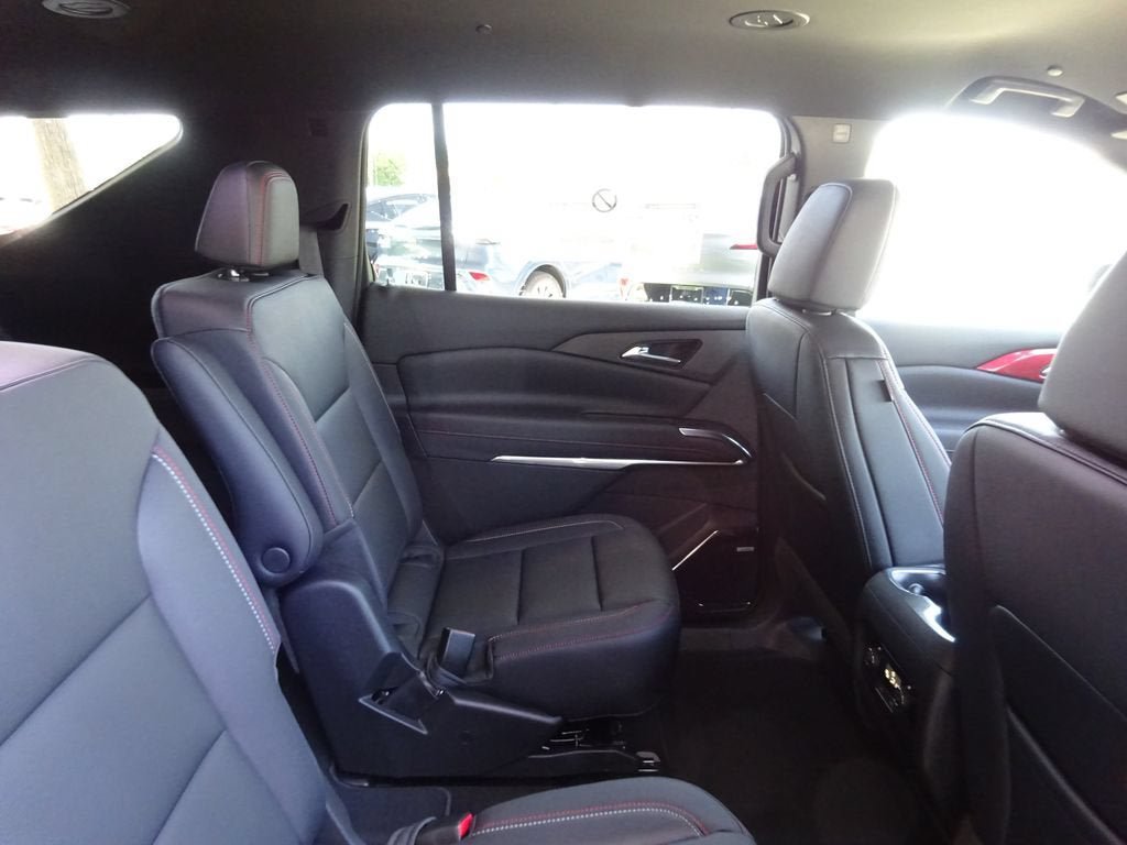 New 2026 Chevrolet Traverse Z71 w/ Enhanced Driving Package AWD/4WD image 21