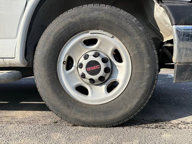 Used 2024 GMC Savana 2500 Work Van w/ Driver Convenience Package image 20