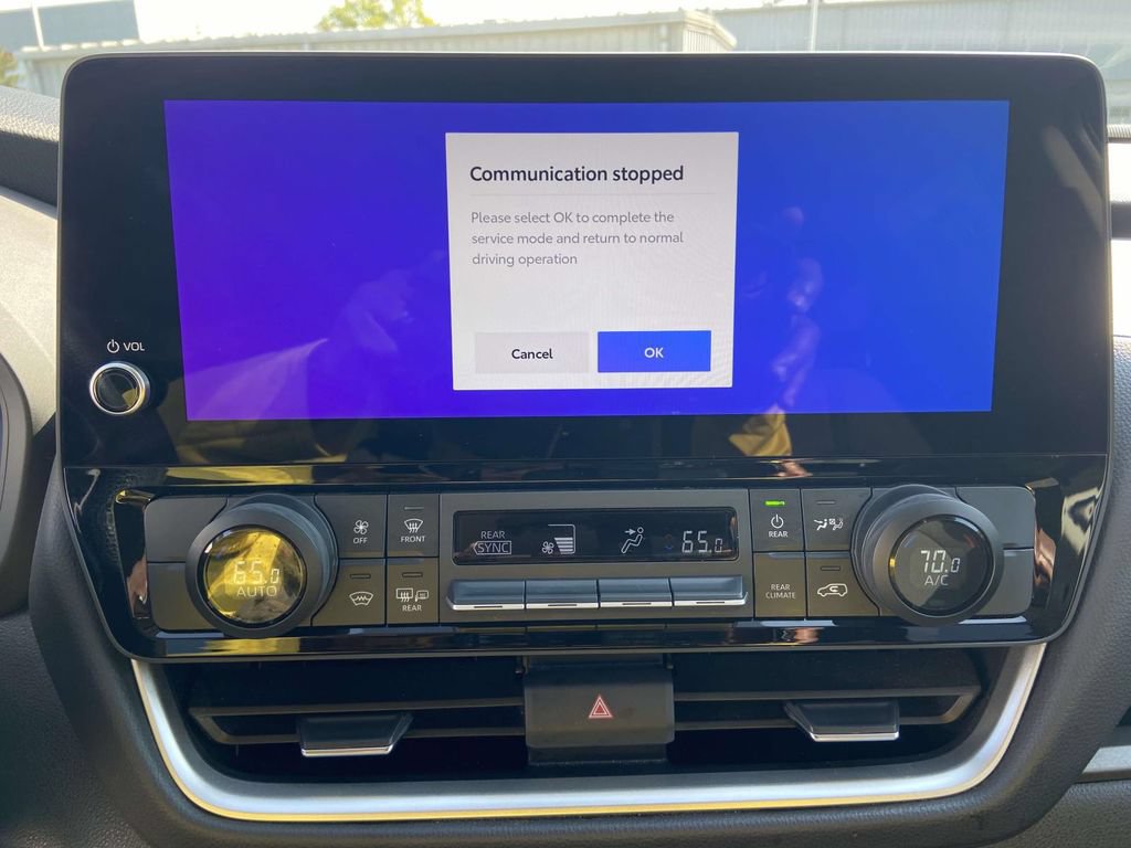 Used 2025 Toyota Grand Highlander FWD image 24
