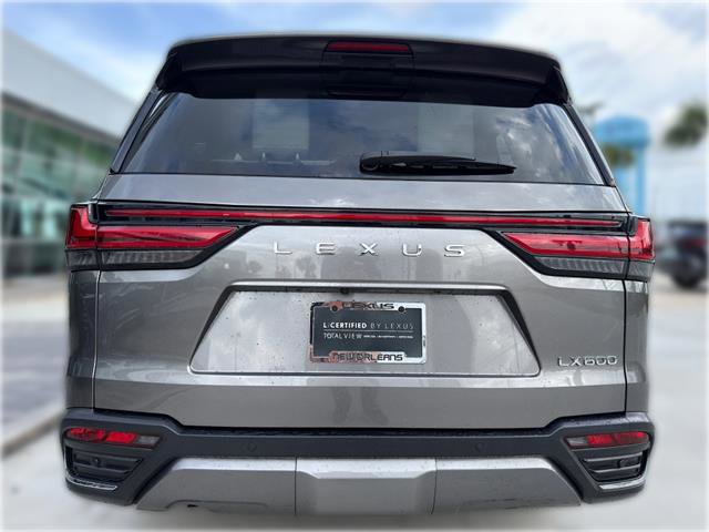 Used 2023 Lexus LX 600 4WD w/ Accessory Package (Z1) image 10