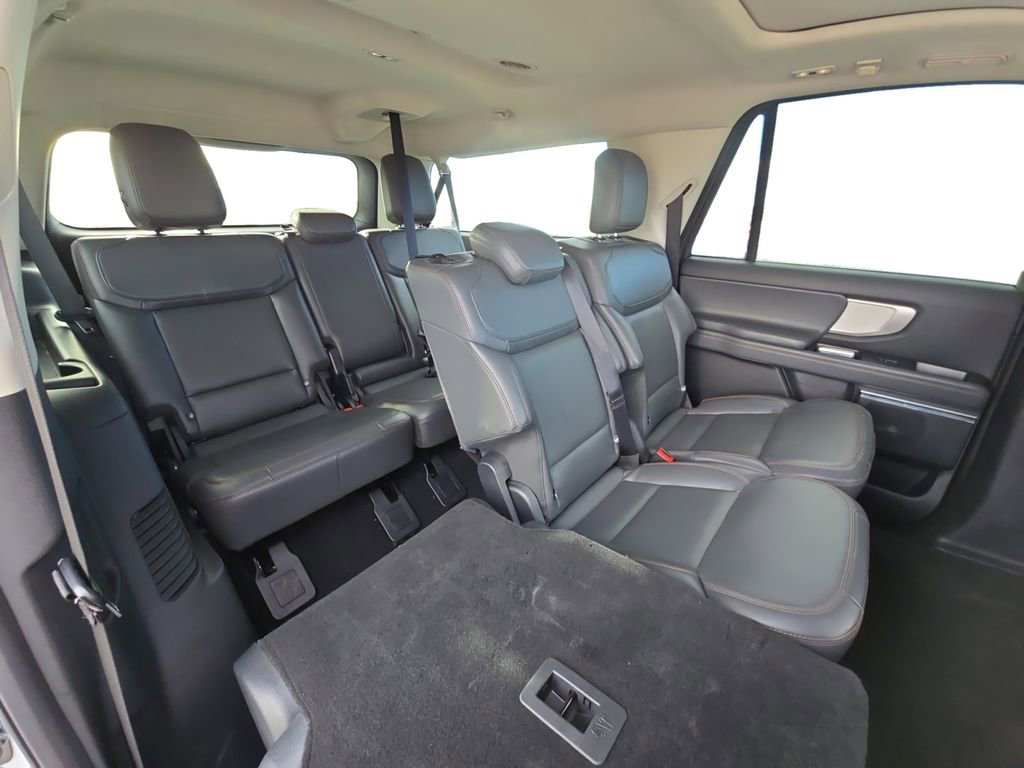 Used 2025 Ford Expedition Max Active image 21