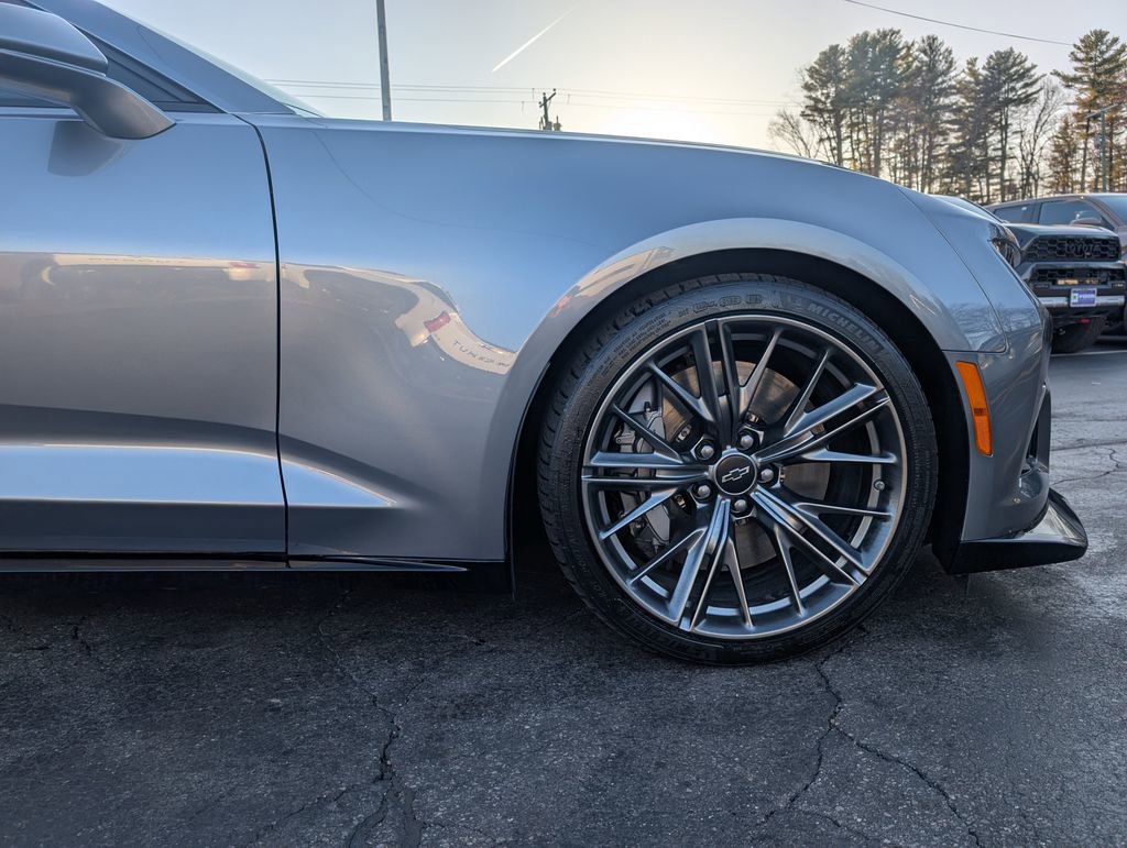 Used 2022 Chevrolet Camaro ZL1 image 10