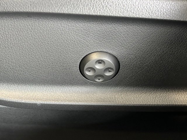 Certified 2025 Mercedes-Benz GLA 250 image 25