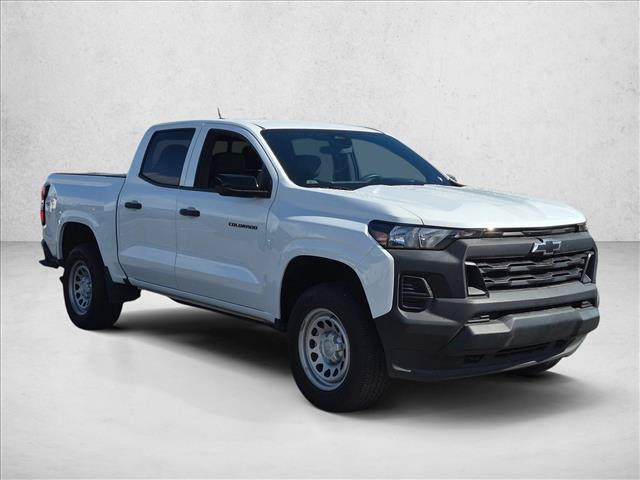 Used 2024 Chevrolet Colorado W/T w/ Safety Package AWD/4WD image 3