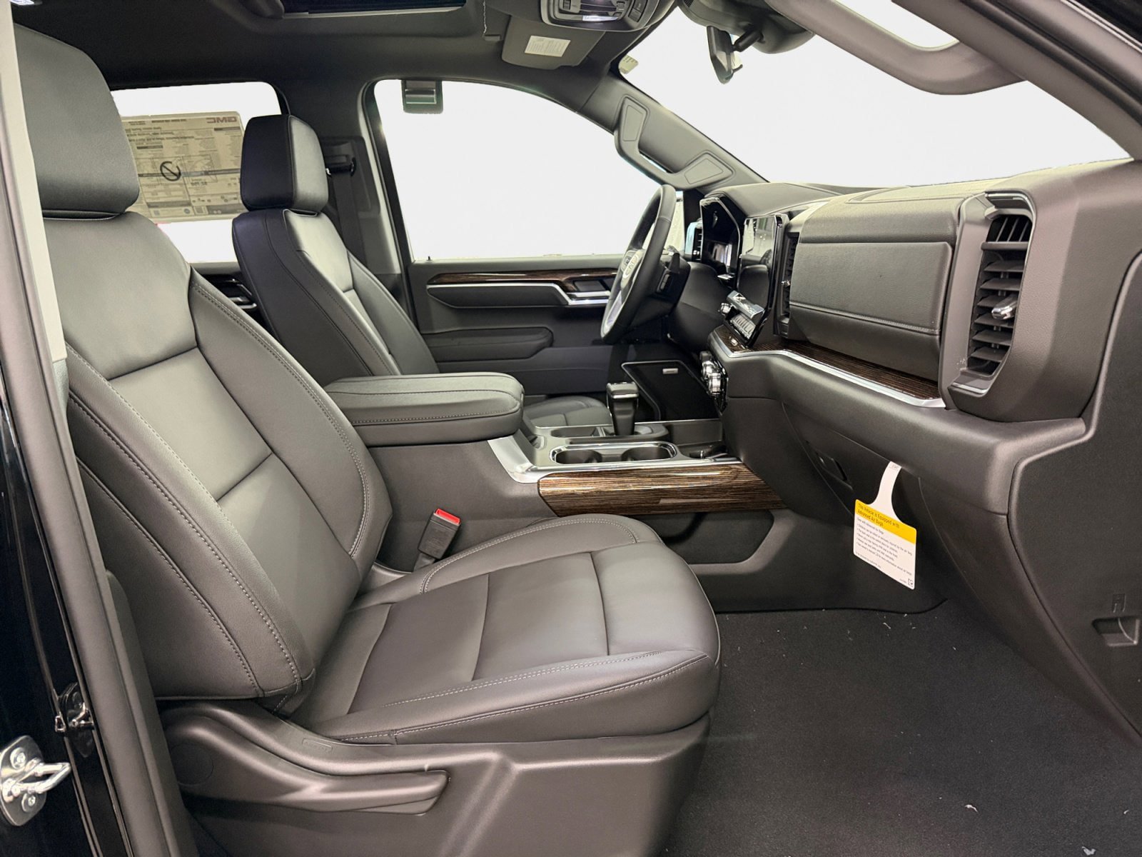 New 2026 GMC Sierra 1500 Elevation w/ Elevation Premium Package AWD/4WD image 12
