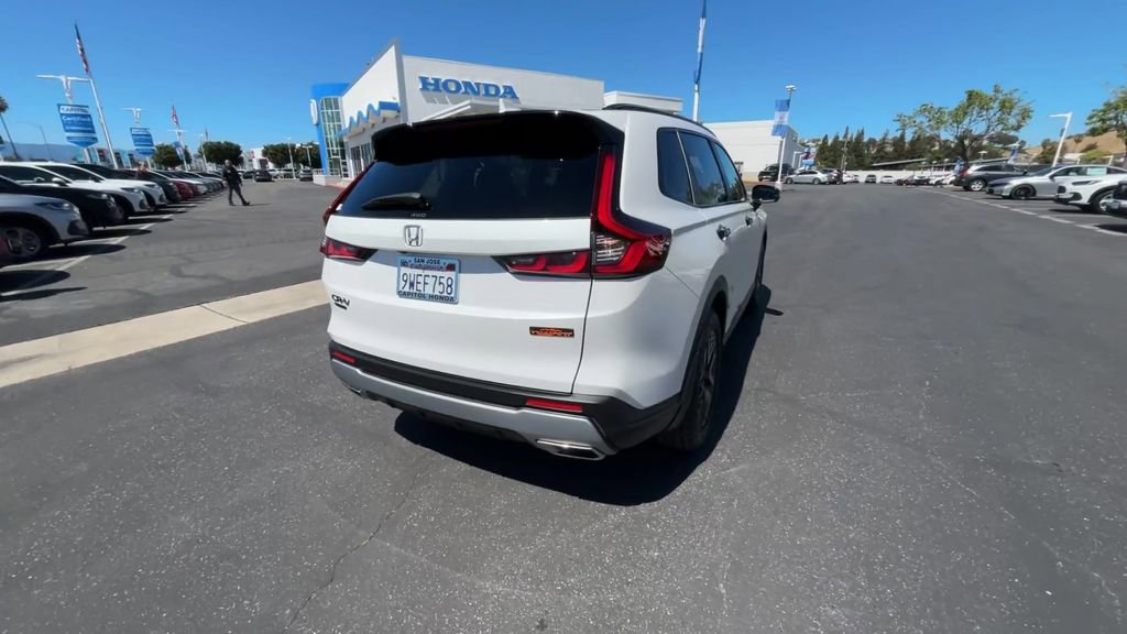 Used 2026 Honda CR-V TrailSport image 8
