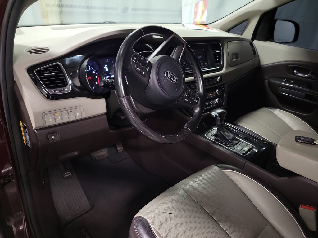 Used 2018 Kia Sedona SX Limited FWD image 14