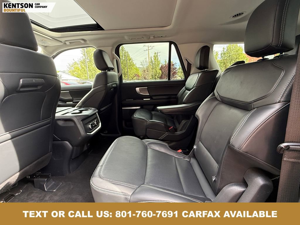 Used 2025 Ford Expedition Max Platinum AWD/4WD image 35