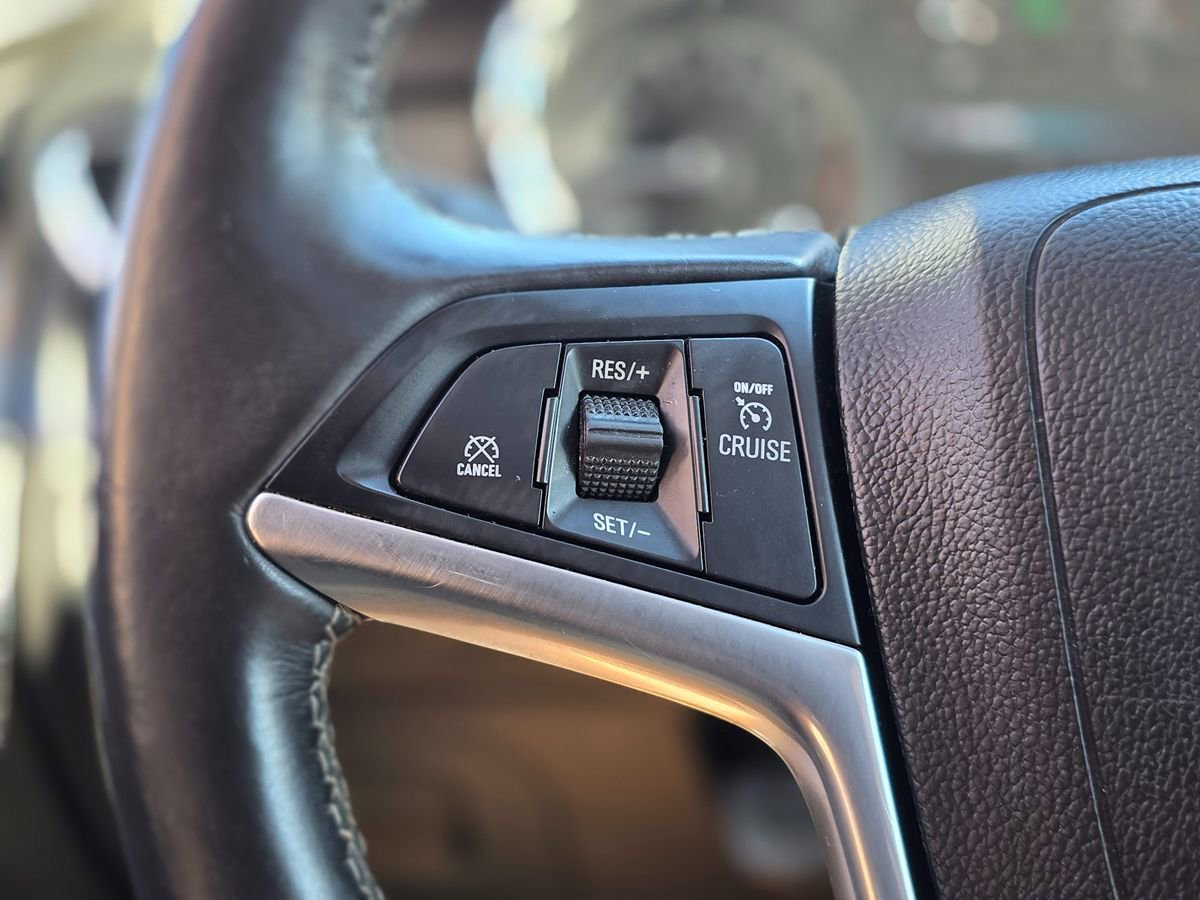 Used 2019 Buick Encore Essence AWD/4WD image 31