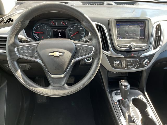 Used 2021 Chevrolet Equinox LS w/ LS Convenience Package AWD/4WD image 12