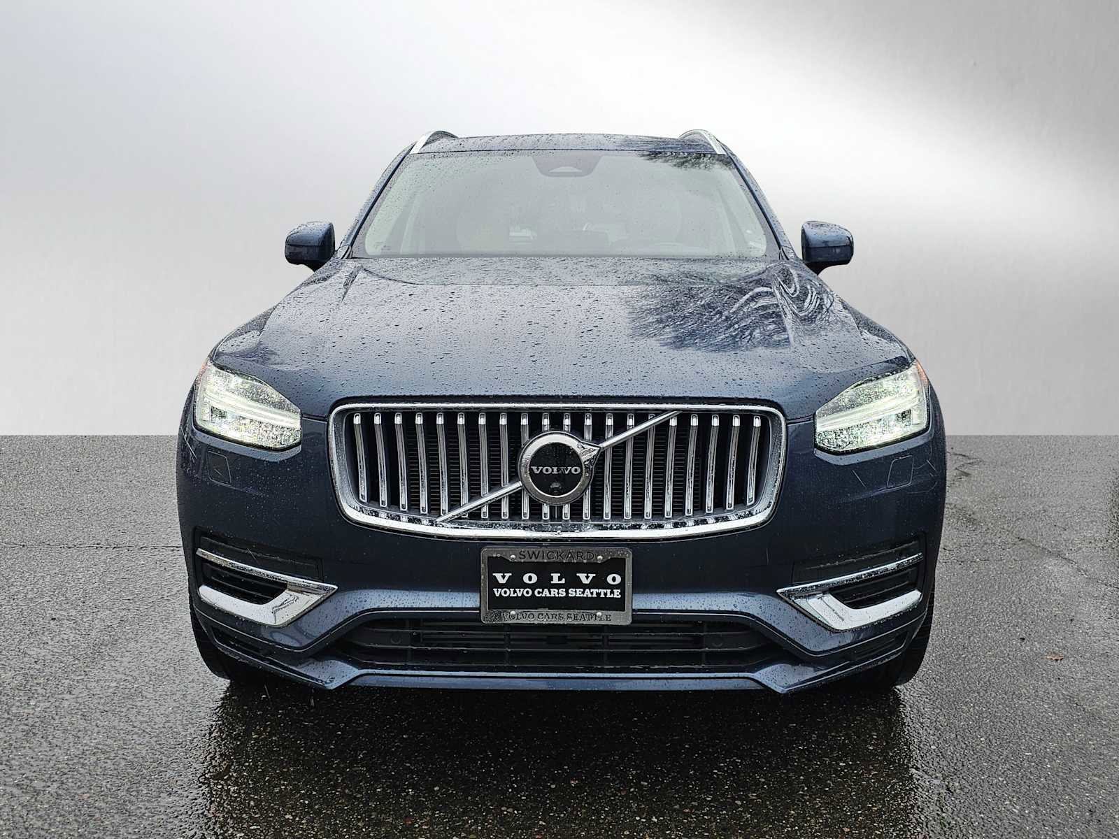 Certified 2023 Volvo XC90 T8 Plus image 8