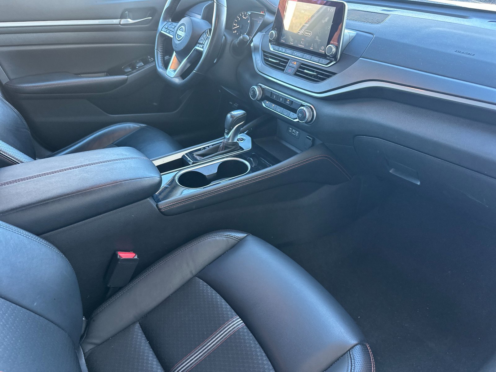 Used 2024 Nissan Altima 2.5 SR image 14