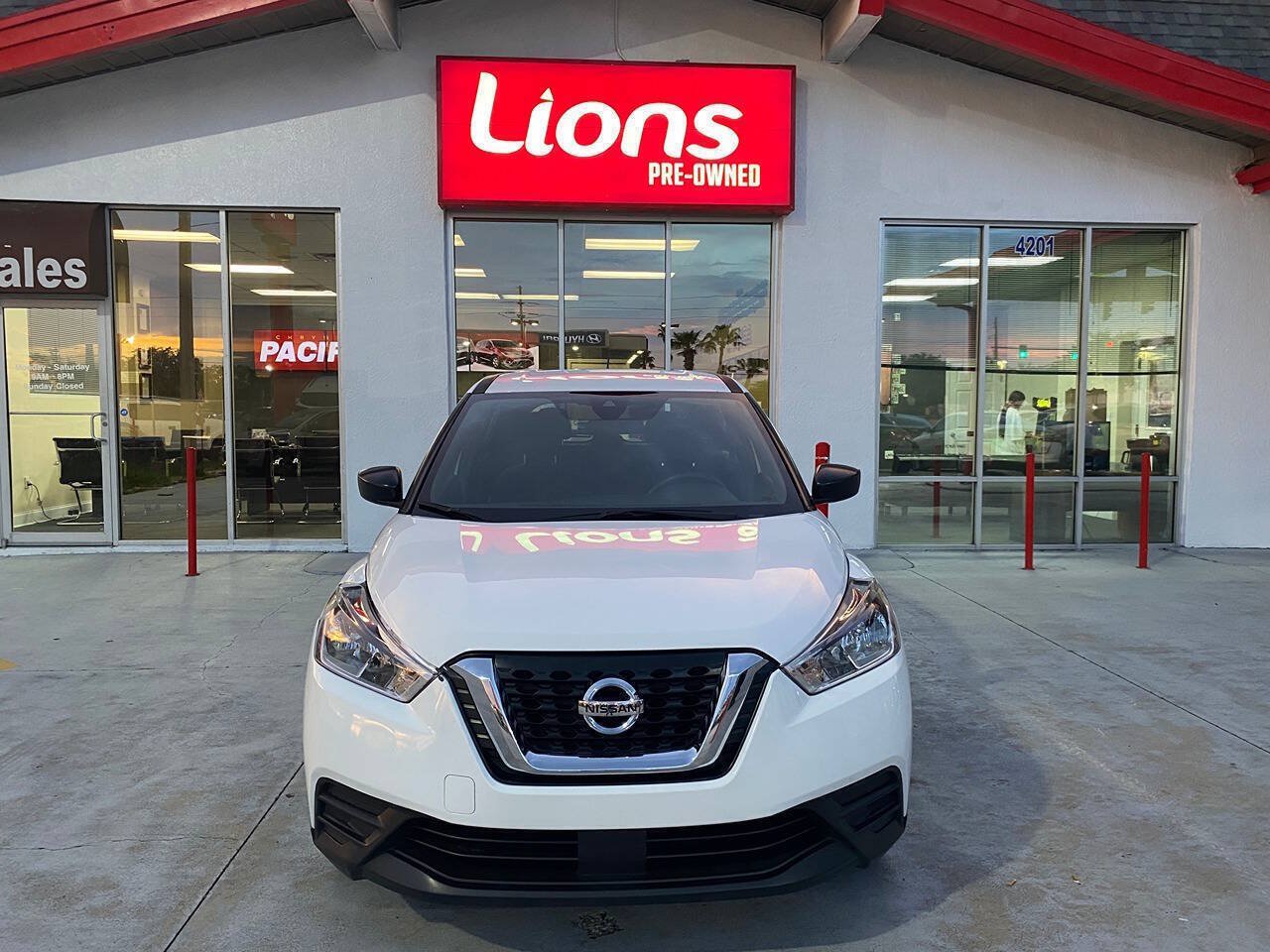 Used 2020 Nissan Kicks S