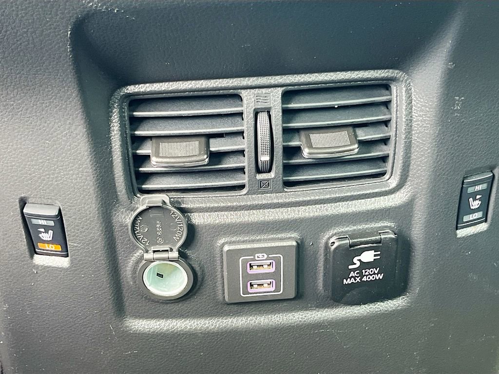 Used 2022 Nissan Titan PRO-4X w/ Pro-4x Convenience Package image 26