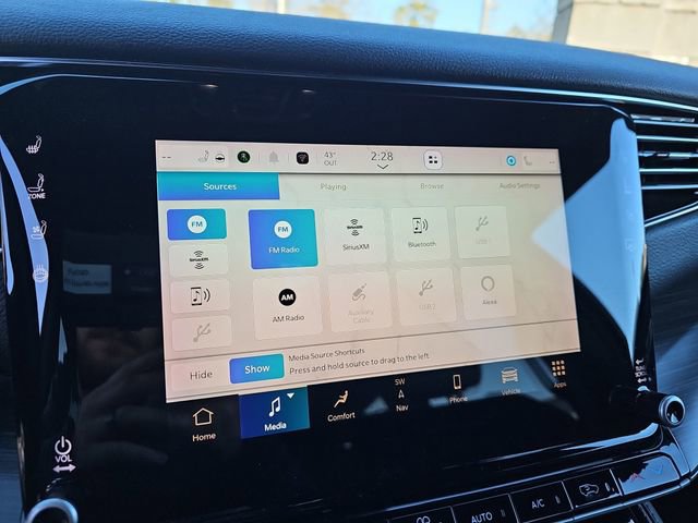 Used 2024 Jeep Wagoneer L Series III w/ Flexible Seating Group image 23