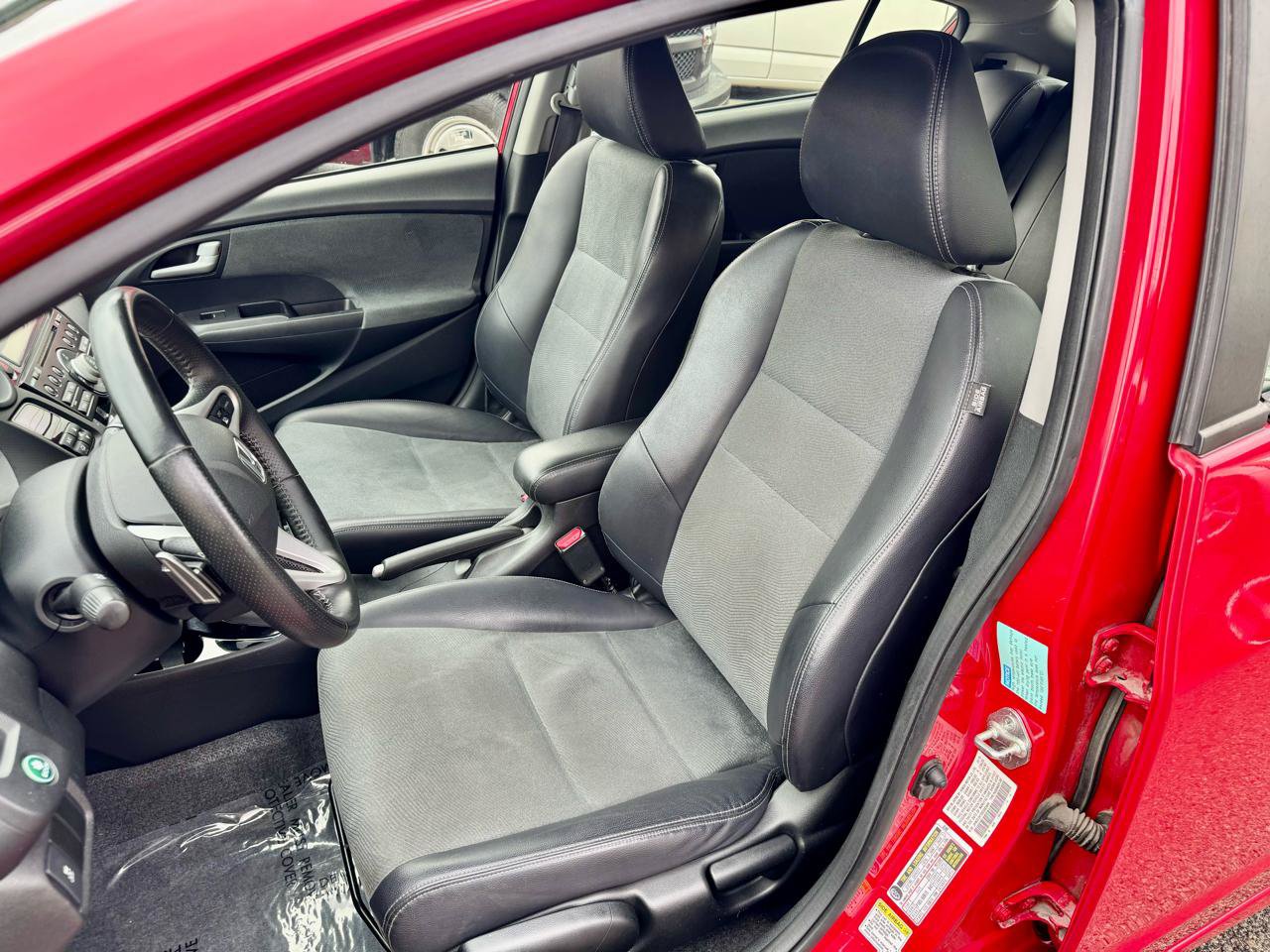 Used 2013 Honda Insight EX image 12