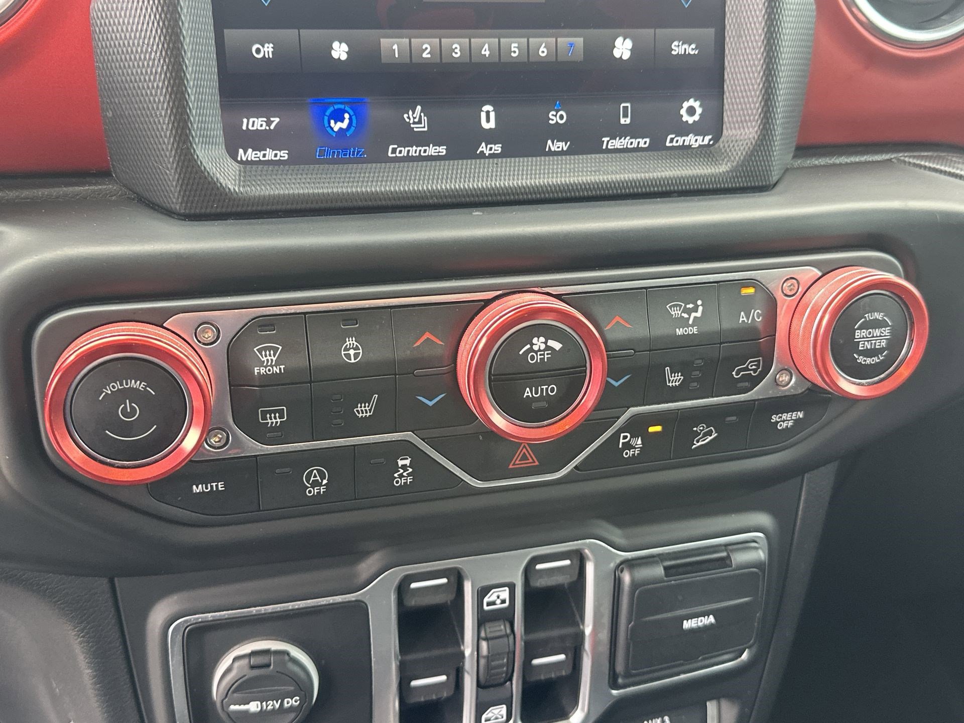 Used 2021 Jeep Wrangler Unlimited Rubicon image 17