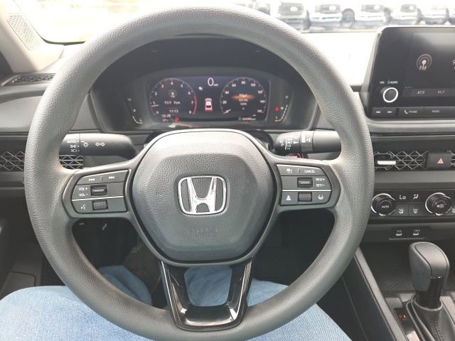 Used 2023 Honda Accord EX image 29