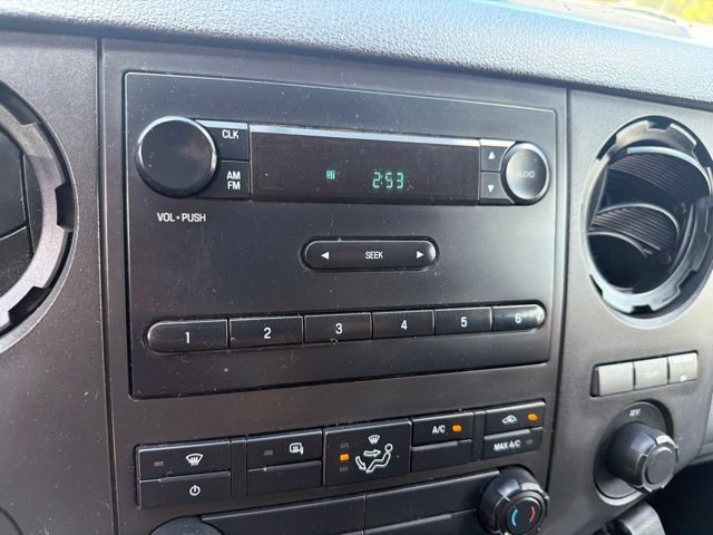Used 2014 Ford F550 4x4 Regular Cab Super Duty image 15