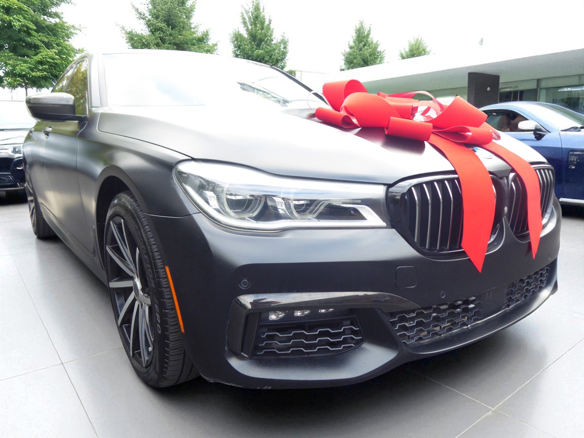 Used 2017 BMW 750i image 3