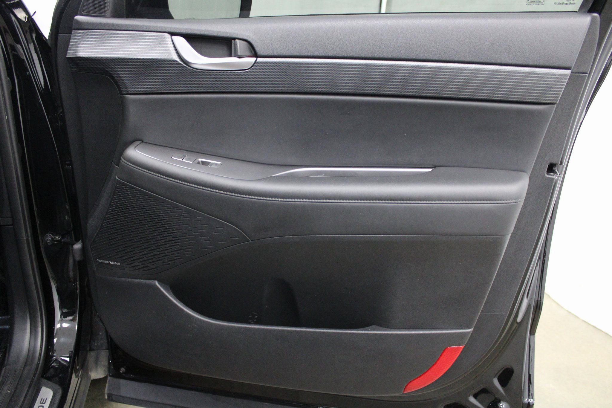 Used 2023 Hyundai Palisade Limited w/ Cargo Package image 30