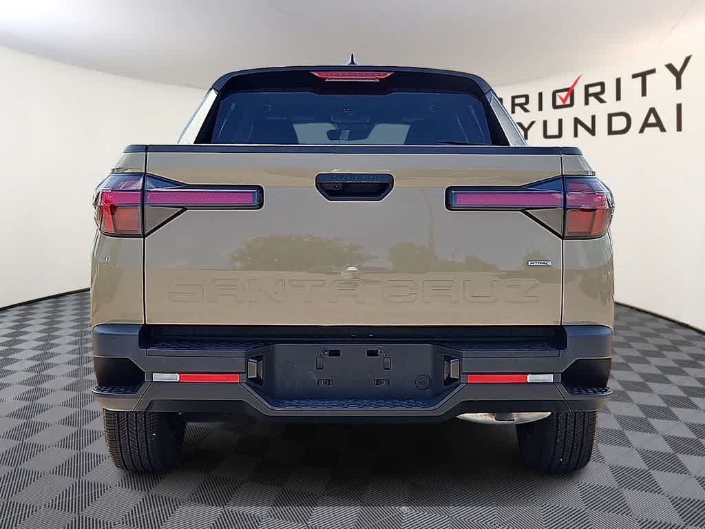 Used 2024 Hyundai Santa Cruz SE AWD/4WD image 5