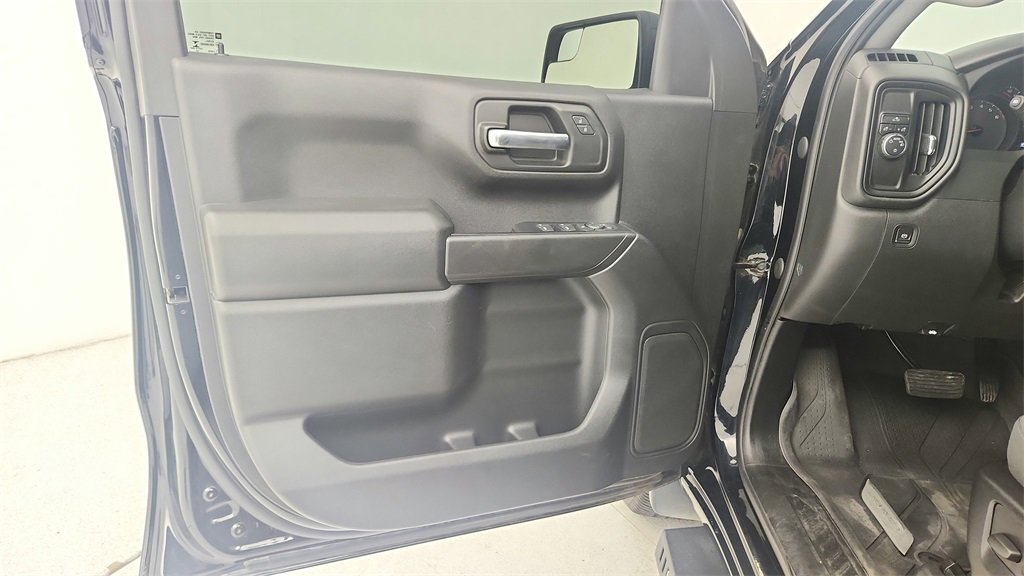 Certified 2022 Chevrolet Silverado 1500 Custom w/ LPO, Dark Essentials Package image 23