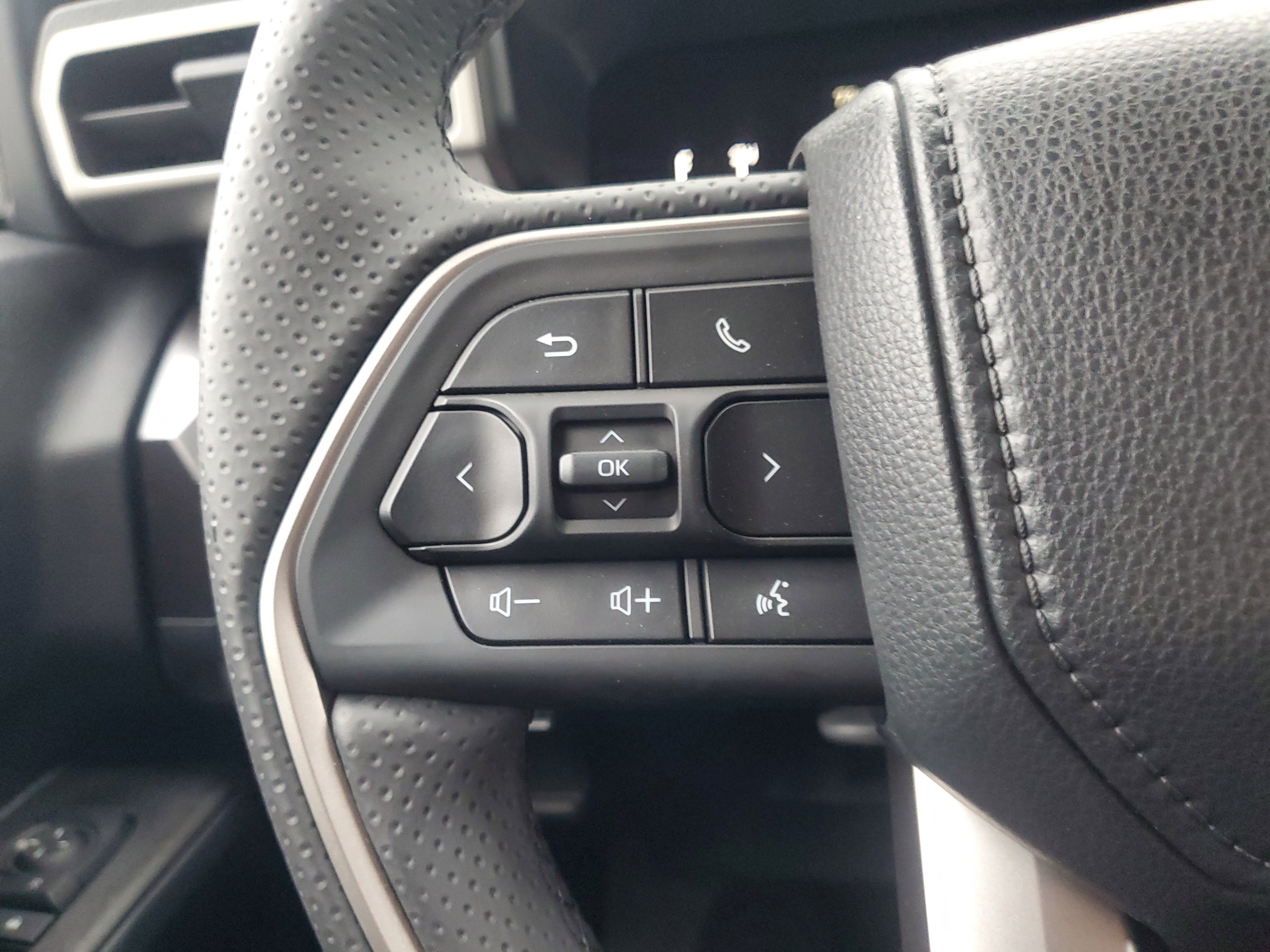 Used 2025 Toyota 4Runner SR5 image 24