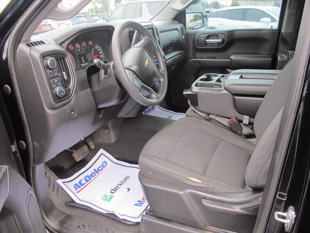 Used 2023 Chevrolet Silverado 1500 W/T w/ Trailering Package AWD/4WD image 10