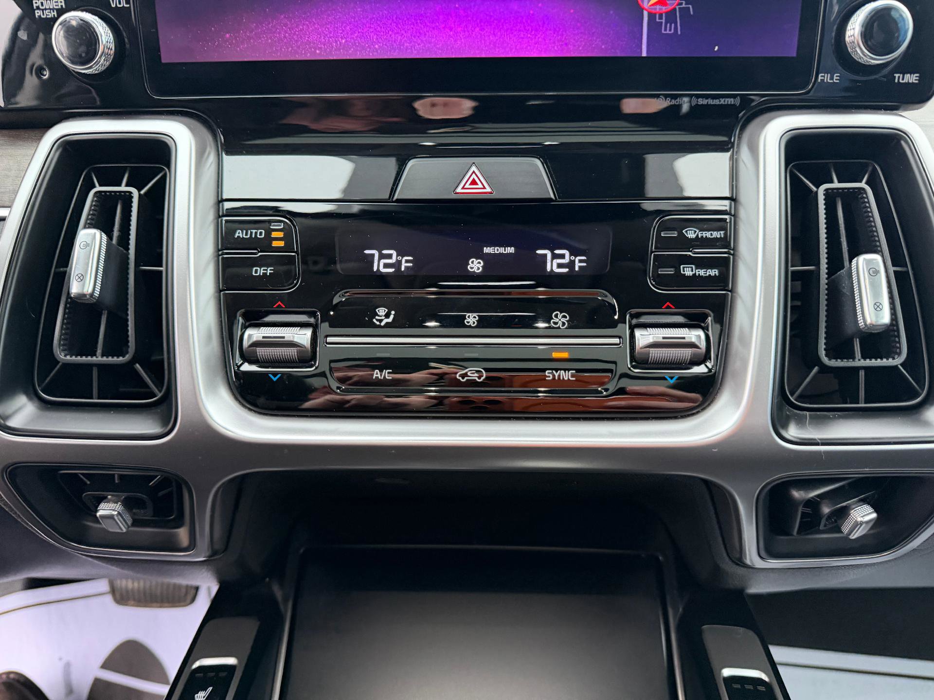 Used 2023 Kia Sorento S w/ Panoramic Sunroof Package image 23