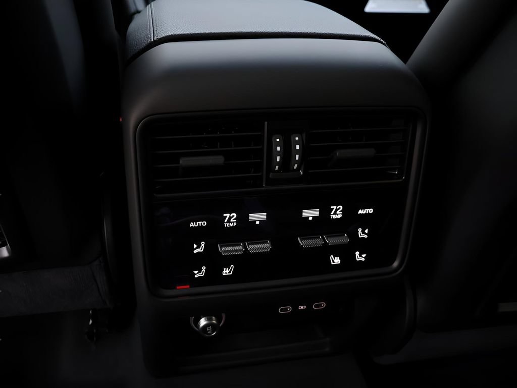 New 2026 Porsche Cayenne S AWD/4WD image 21