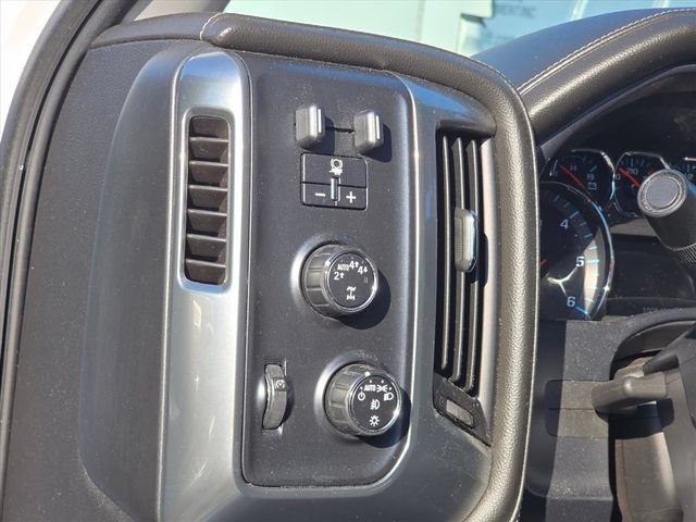 Used 2017 Chevrolet Silverado 1500 LTZ AWD/4WD image 28