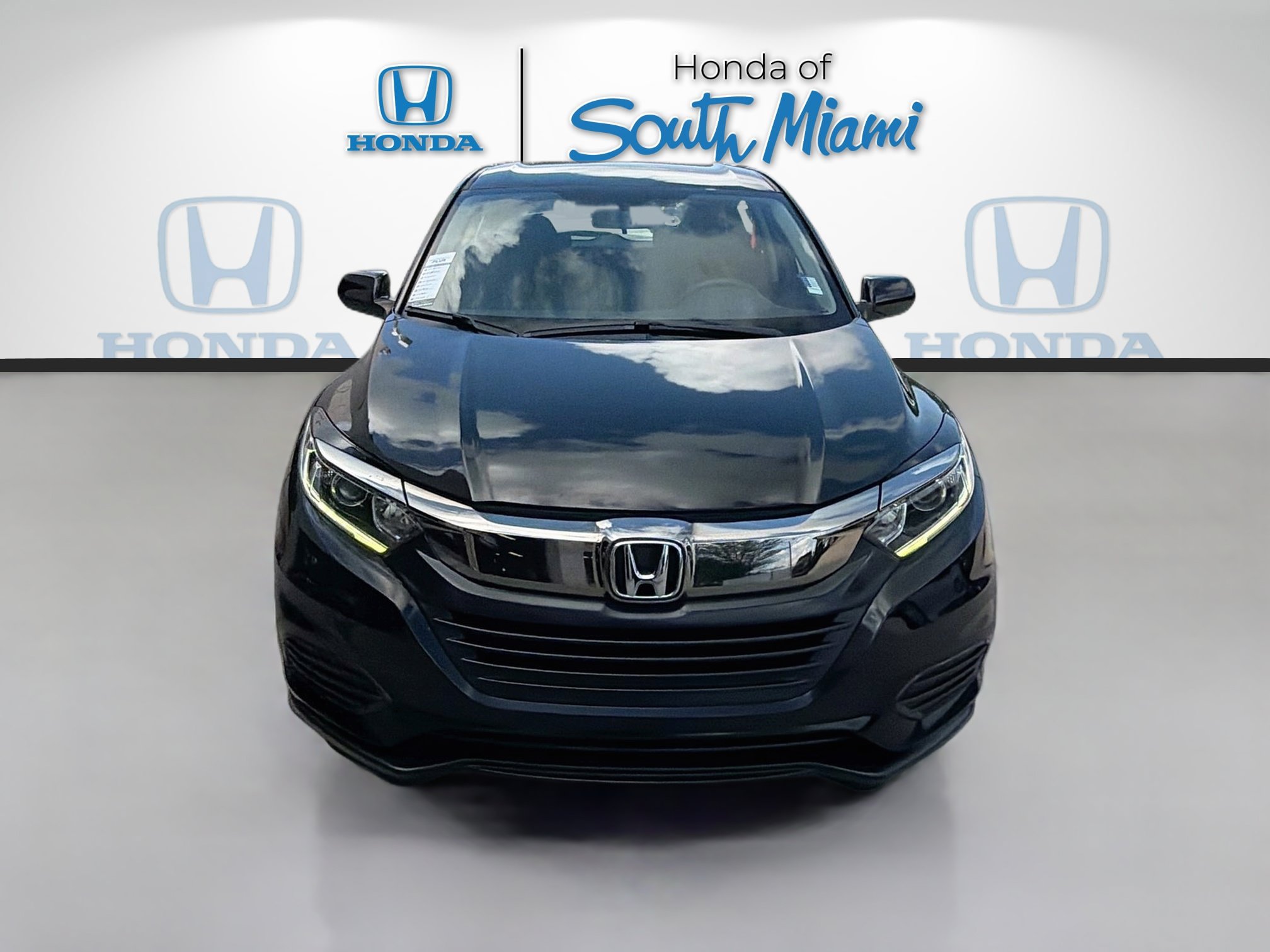 Used 2022 Honda HR-V LX image 2