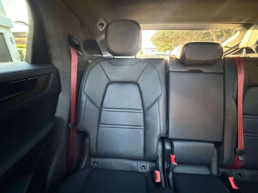 Used 2025 Porsche Cayenne GTS image 13