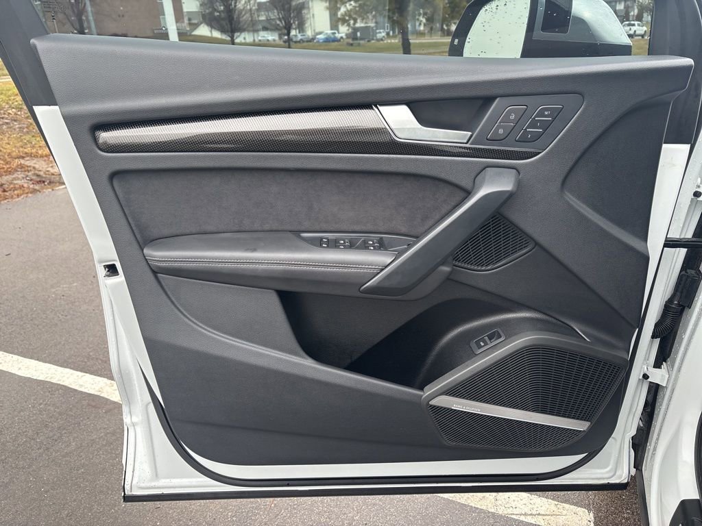 Used 2024 Audi SQ5 Premium Plus image 14