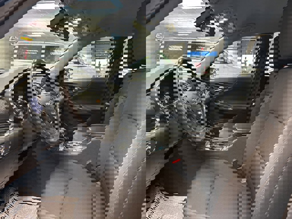 Certified 2025 Chevrolet Malibu LT image 19