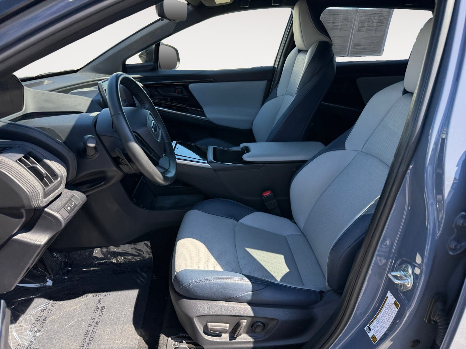 Used 2023 Subaru Solterra AWD image 10