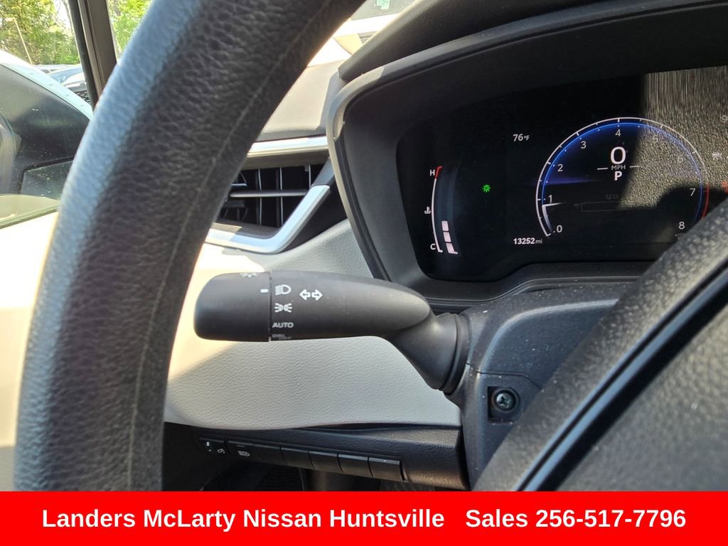 Used 2026 Toyota Corolla LE FWD image 24