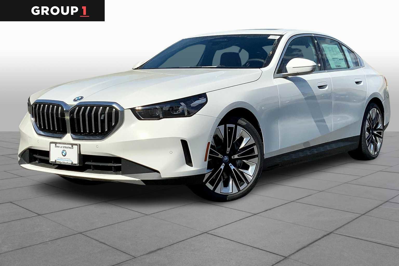 Used 2024 BMW i5 eDrive40i w/ Premium Package image 1