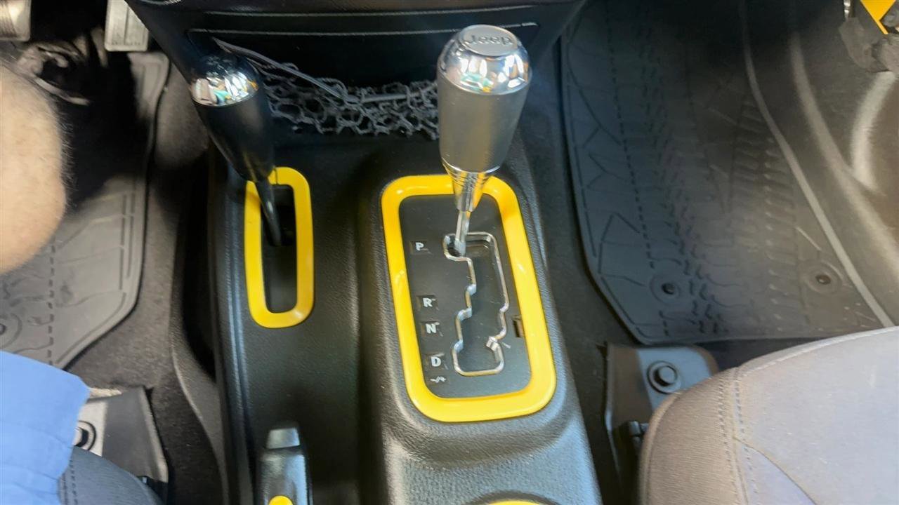 Used 2015 Jeep Wrangler Unlimited Sport w/ Quick Order Package 24S image 39