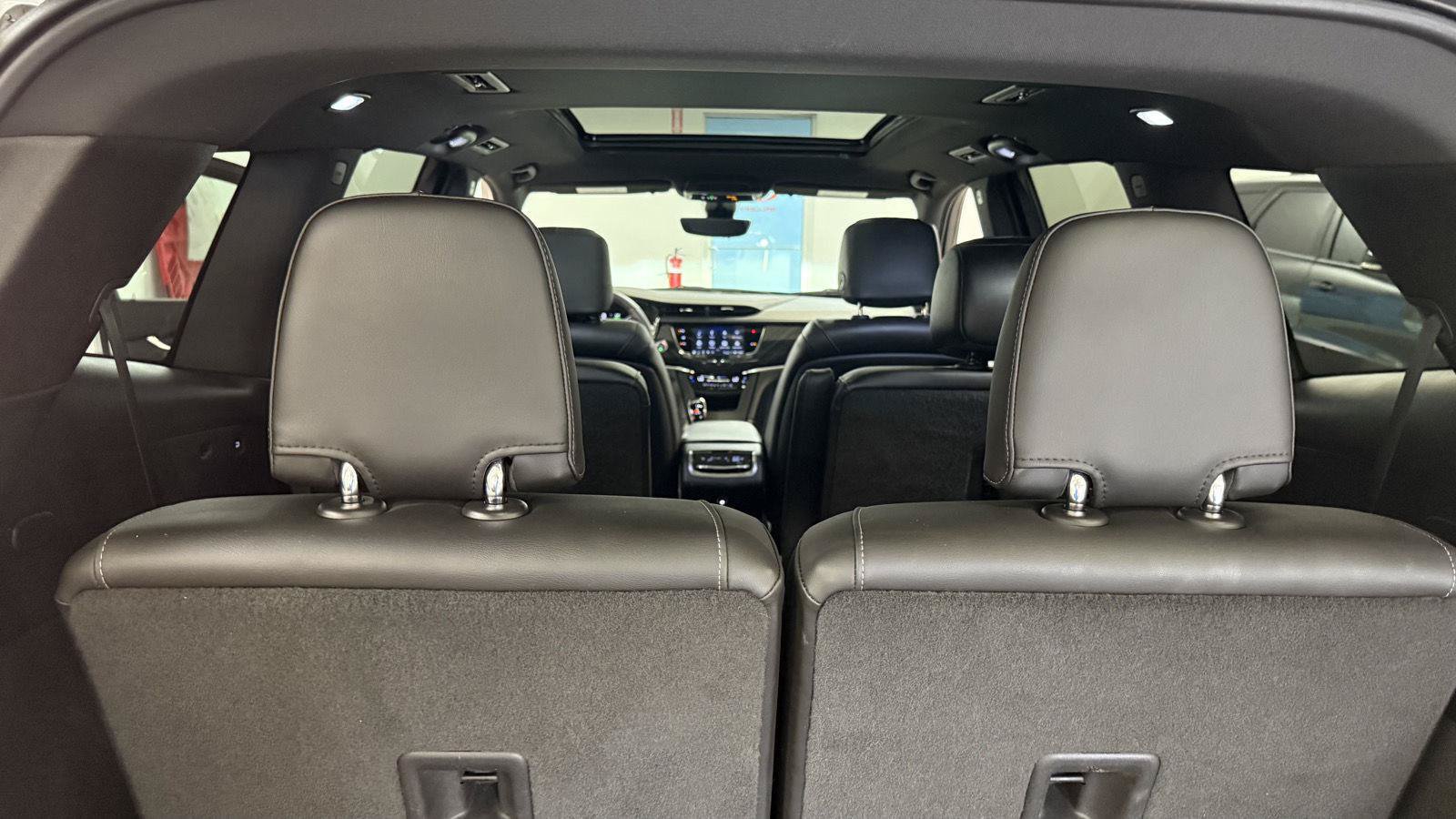 Used 2022 Cadillac XT6 Premium Luxury w/ Technology Package AWD/4WD image 48