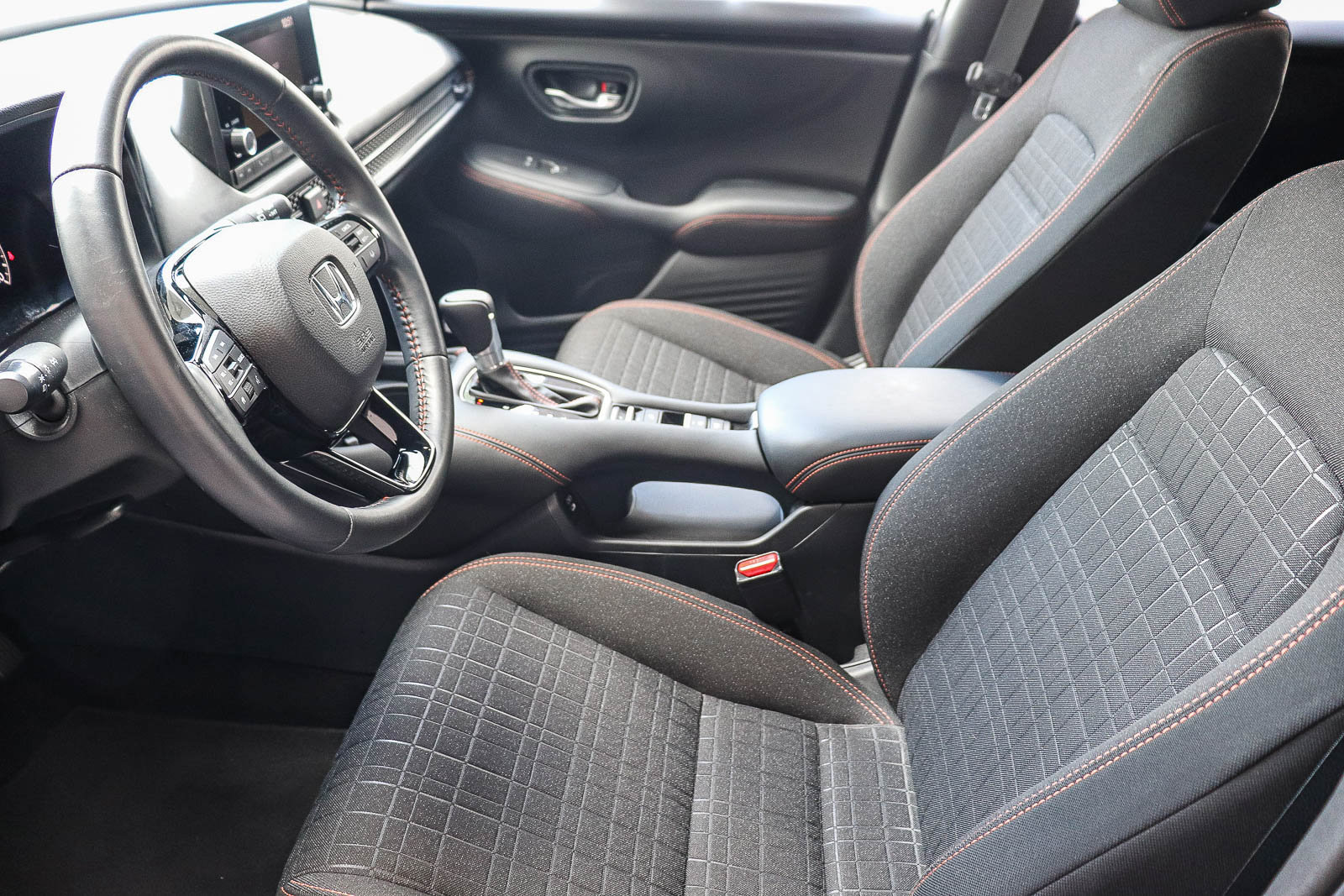 Certified 2024 Honda HR-V Sport image 22