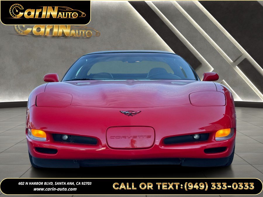 Used 2001 Chevrolet Corvette Coupe w/ Preferred Equipment Group1 RWD image 3