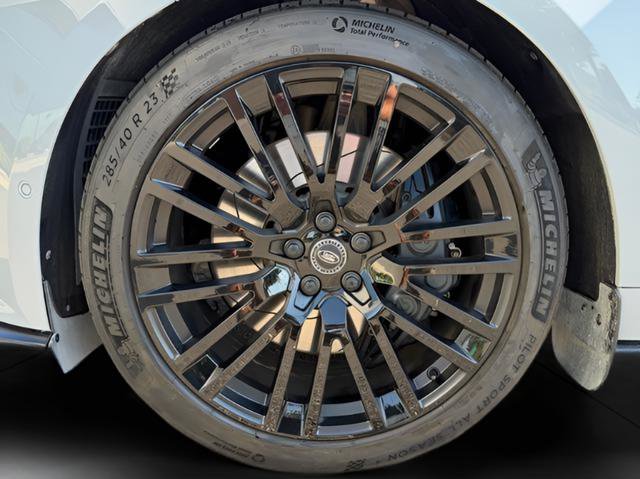 Used 2026 Land Rover Range Rover Sport SV AWD/4WD image 9