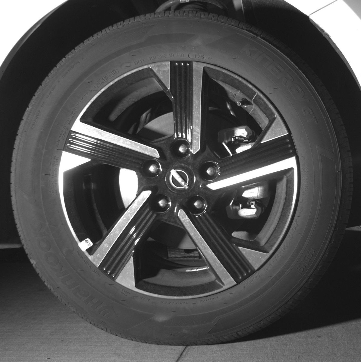 Used 2025 Nissan Sentra SV image 13