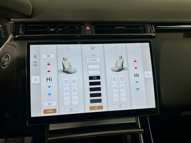 Used 2025 Land Rover Range Rover Velar S AWD/4WD image 18