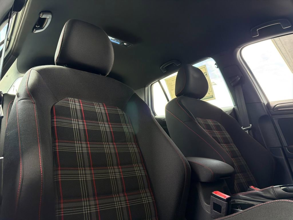 Used 2019 Volkswagen GTI S FWD image 17