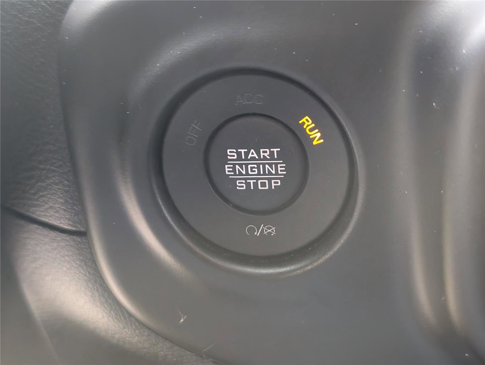 Used 2023 Jeep Wrangler Unlimited w/ Cold Weather Group AWD/4WD image 25