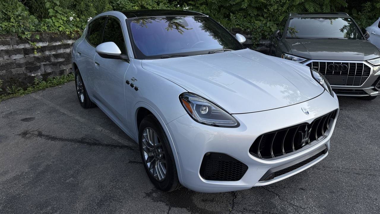 Used 2024 Maserati Grecale GT AWD/4WD image 22